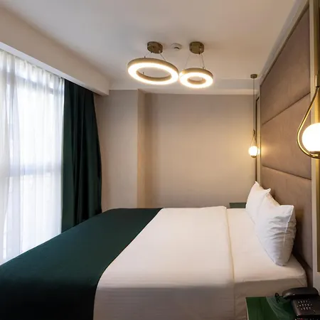 Szálloda The Nest 4*