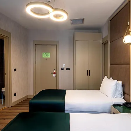 Szálloda The Nest 4*