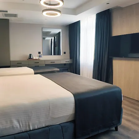 The Nest 4*