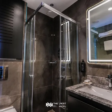 The Nest 4*